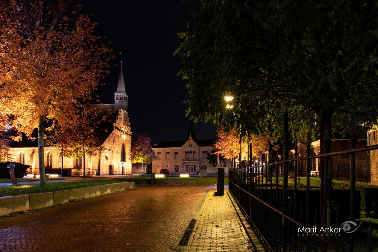Pod Hotelkamer Aan Het Water Dokkum Bagian luar foto