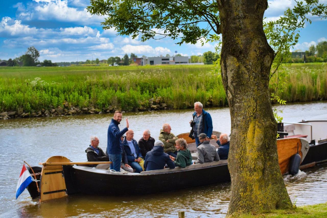 Pod Hotelkamer Aan Het Water Dokkum Bagian luar foto