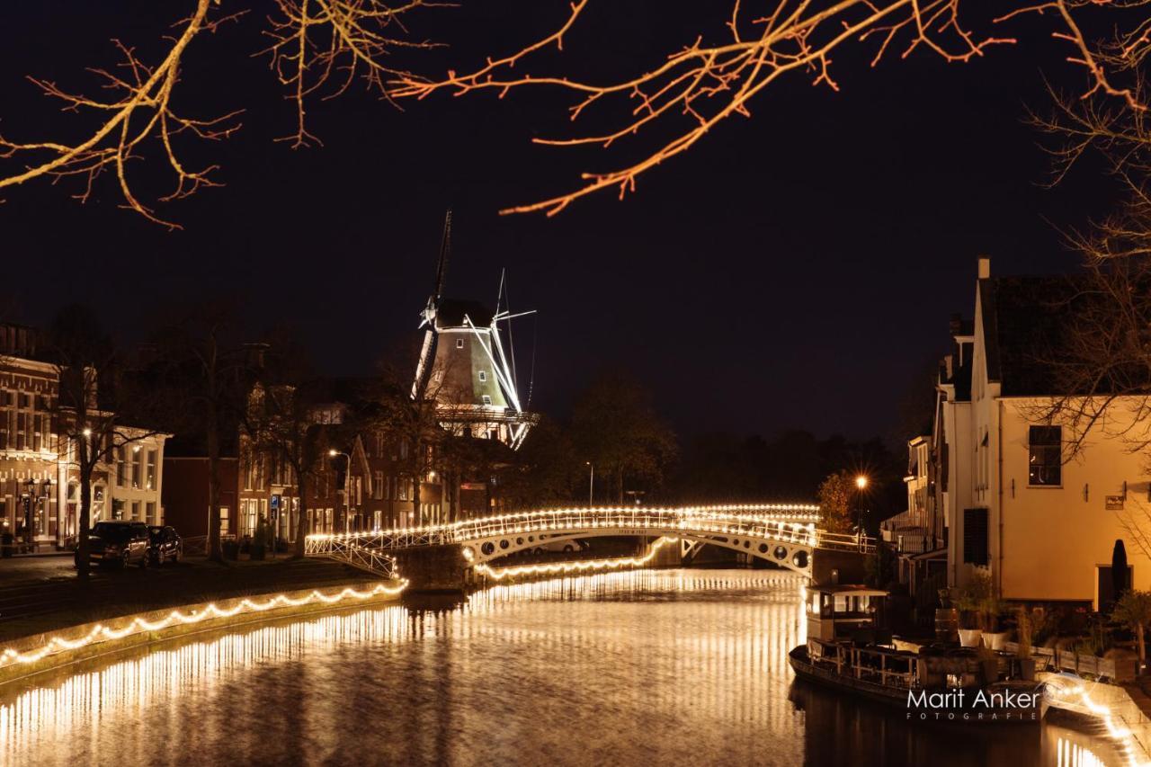Pod Hotelkamer Aan Het Water Dokkum Bagian luar foto