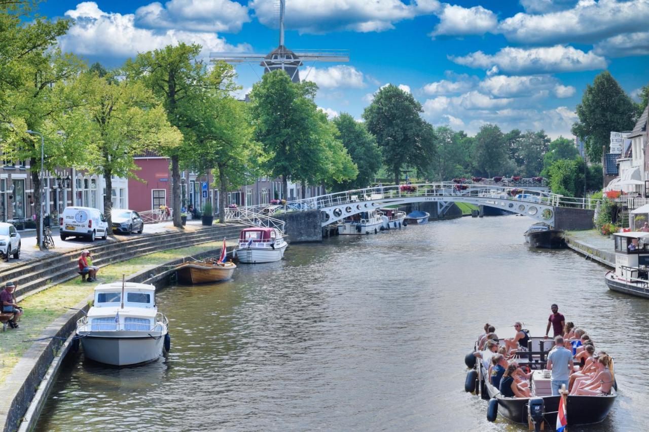 Pod Hotelkamer Aan Het Water Dokkum Bagian luar foto